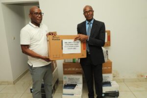 CEREMONIE DE REMISE DE MATERIELS INFORMATIQUES AUX STRUCTURES PARTENAIRES DE L’OSER