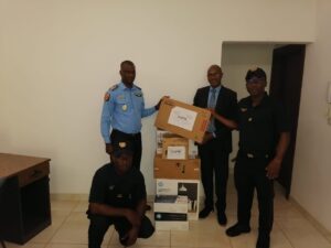 CEREMONIE DE REMISE DE MATERIELS INFORMATIQUES AUX STRUCTURES PARTENAIRES DE L’OSER