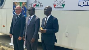 Remise solennelle de car à l&rsquo;OSER